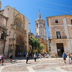 Rod Stewart in Valencia 30th June 2026 inc 1 night stay 